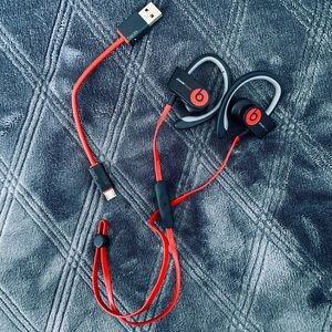 Beats by Dr. Dre Powerbeats2 Wireless